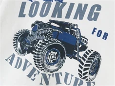 Name It bright white looking for adventure top